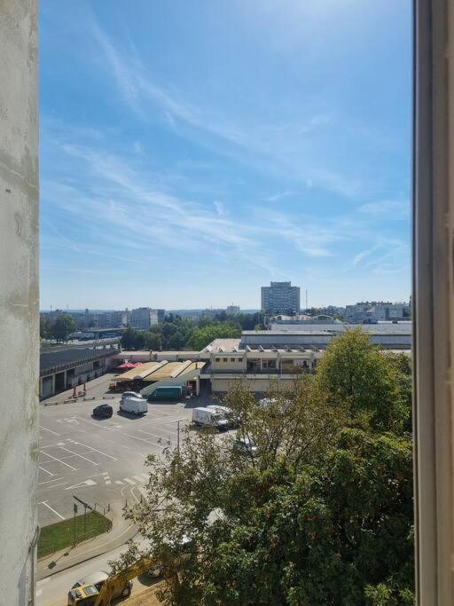 Studio Apartman Luna Karlovac Exterior foto